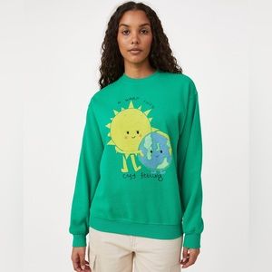 Graphic pull over fleece